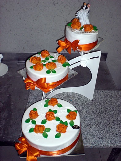 Pfaffl Hochzeits-Tortenkreation Pfaffl Hochzeits-Tortenkreation